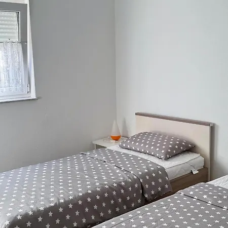 2 Bedroom Amazing In *