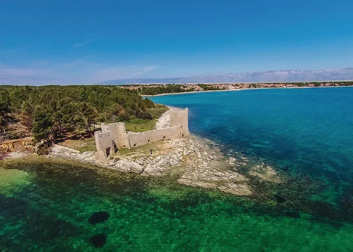 2 Bedroom Amazing In アパート ヴィル