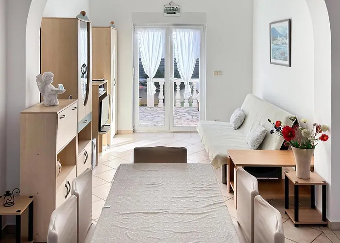 2 Bedroom Amazing In アパート ヴィル