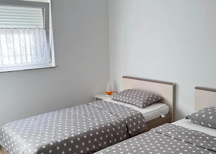 2 Bedroom Amazing In *