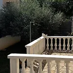 2 Bedroom Amazing In Vir