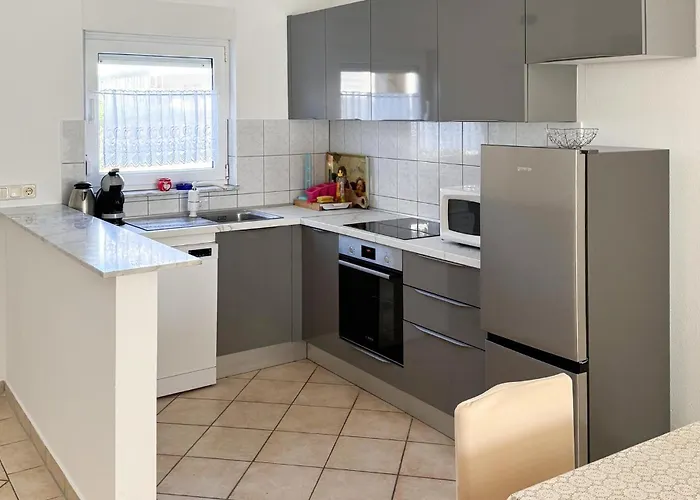 2 Bedroom Amazing In * Vir